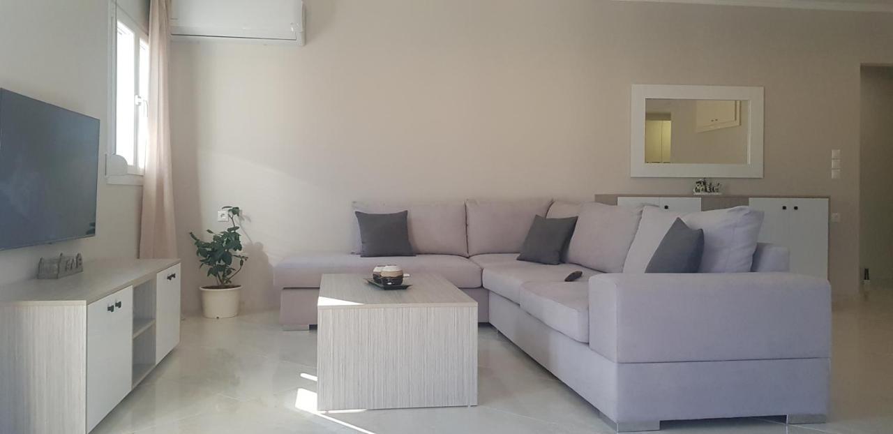 Harry'S Apartment เลฟคิมมี ภายนอก รูปภาพ