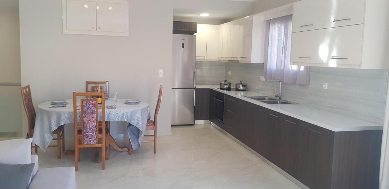 Harry'S Apartment เลฟคิมมี ภายนอก รูปภาพ